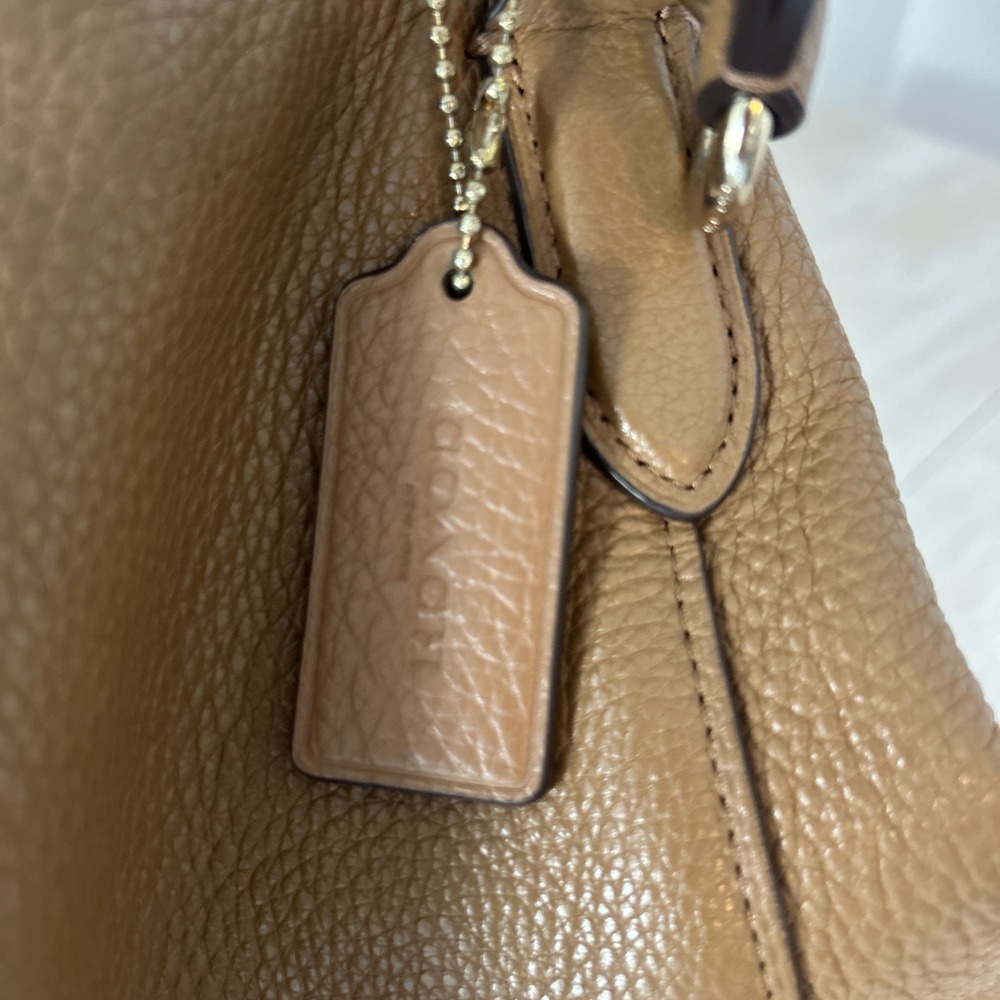 Coach Madison Maggie Leather Hobo Shoulder Pebbled Bag in Camel - Picture 3 of 12